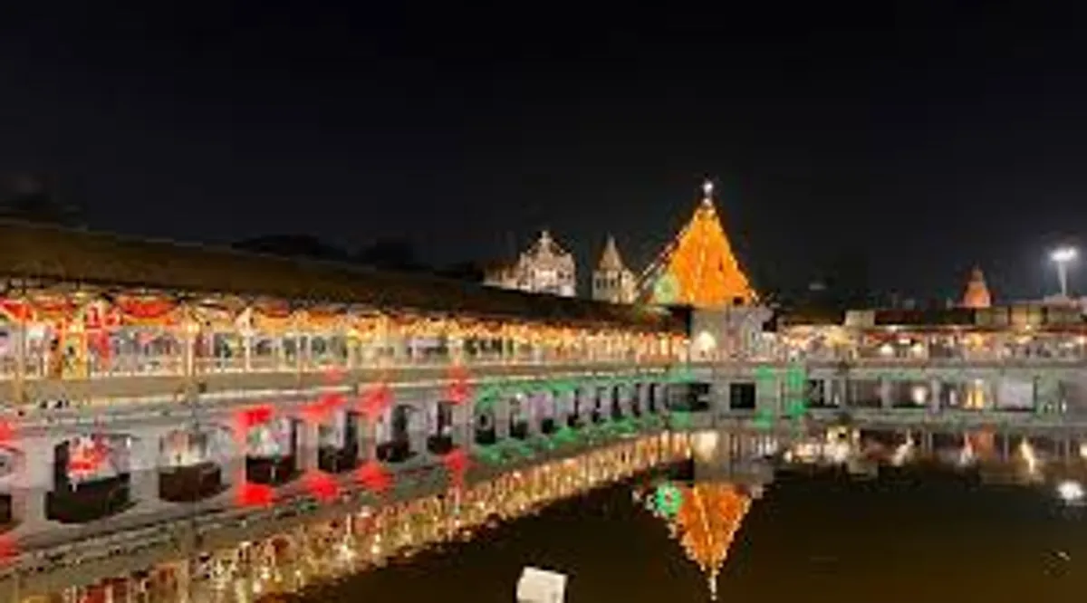 देवी तालाब मंदिर