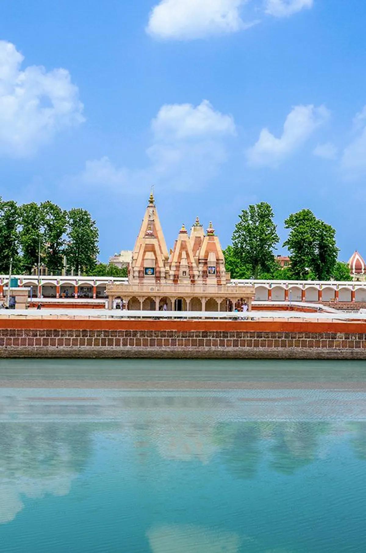 श्री देवीकूप भद्रकाली मंदिर