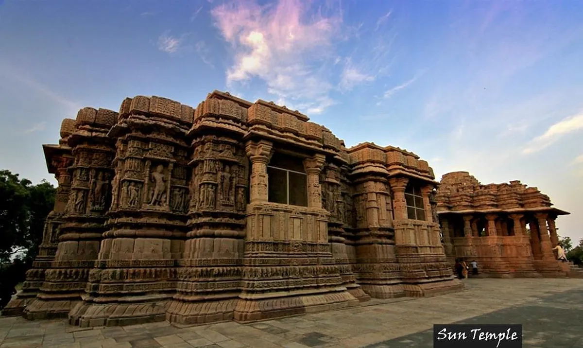 रानी की वाव मंदिर परिसर