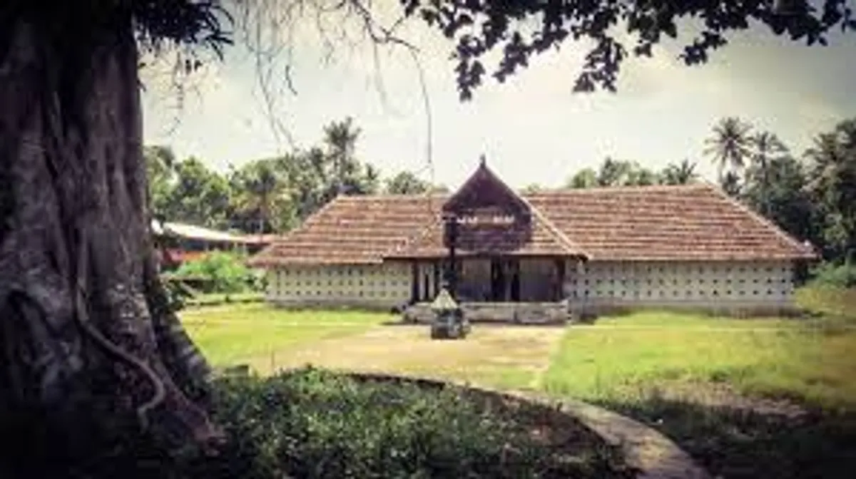 Chendamangalam Kunnathali Temple