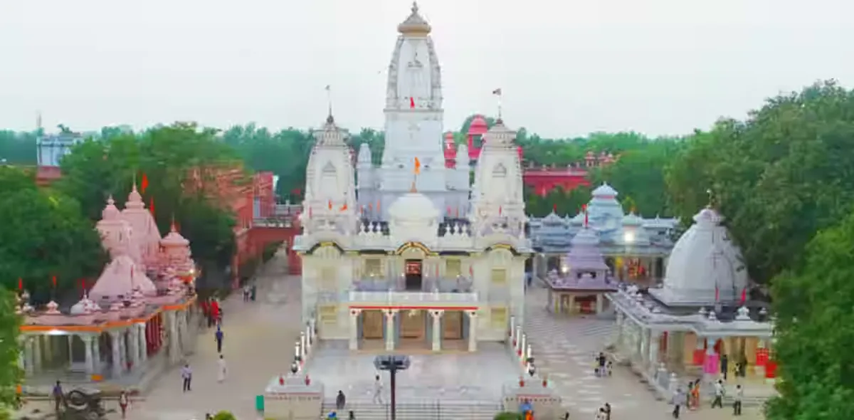 गोरखनाथ मठ गोरखपुर – दर्शन, इतिहास, आरती, महत्व और यात्रा जानकारी