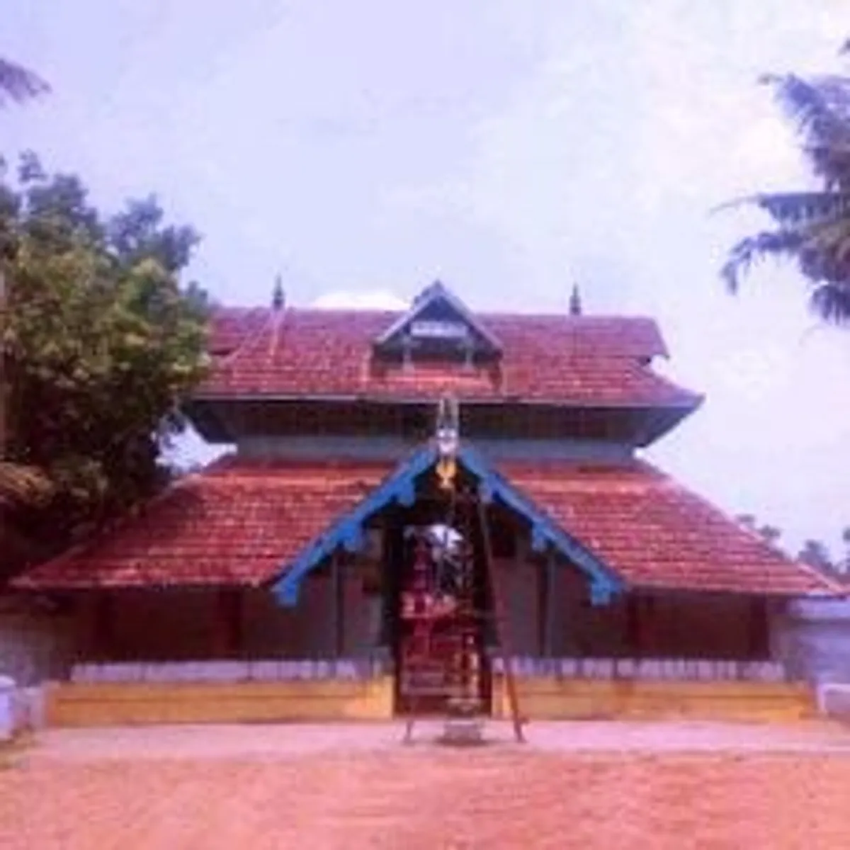चक्कमकुलंगरा शिव मंदिर